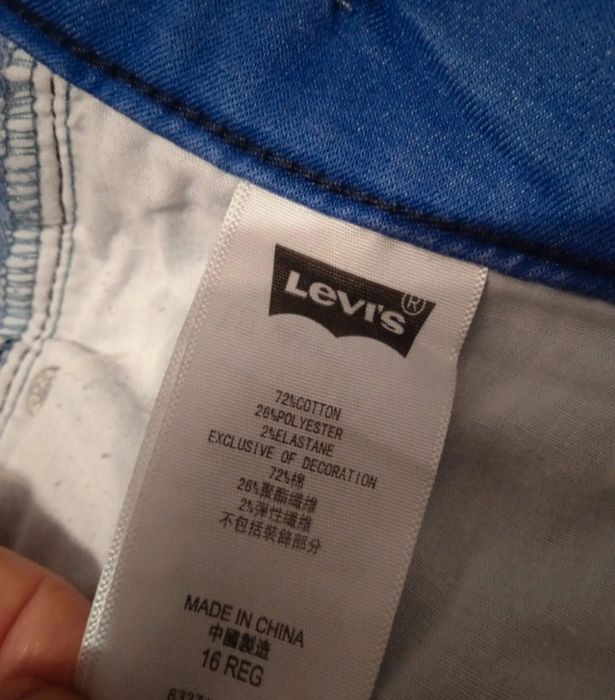 Spodnie Levis bawełniane z elastanem Leviis