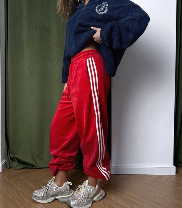 ‼️Штани жіночі об'ємні з велюру з лампасами на затяжках знизу ‼️