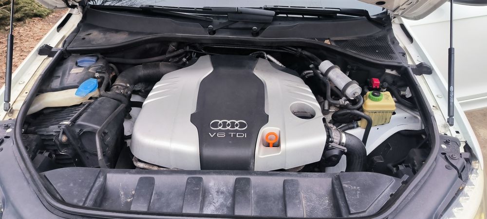 Audi Q7 4L  S-LINE