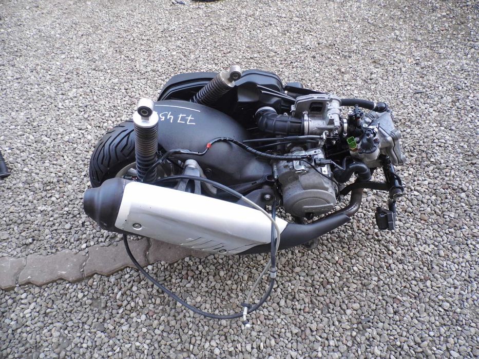 SILNIK PIAGGIO BEVERLY 125 IE X10  sprawny wys 7749 km