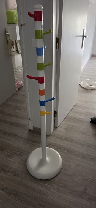 Cabide quarto criança