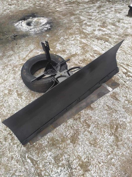 Лопата відвал отвал. 150 см. 4 мм. Висота 40 см. 3 точки.