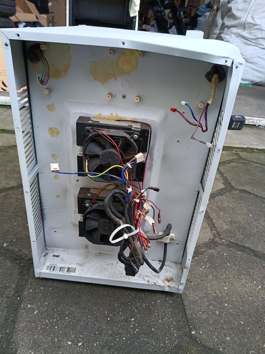 Klarstein Reserva lodówka dwustrefowa uszkodzona