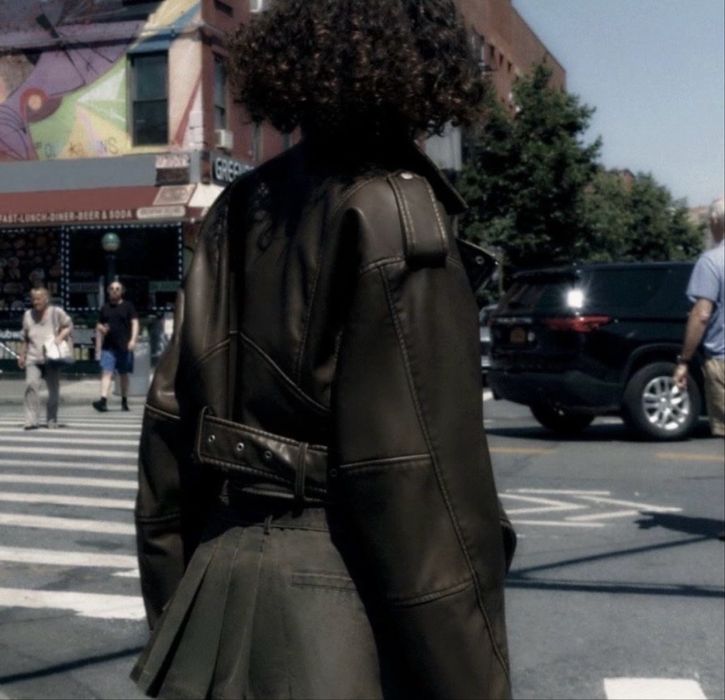 Кожана куртка zara