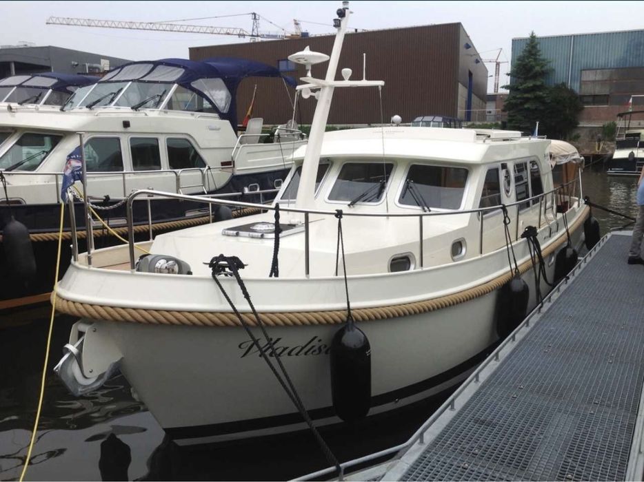 Яхта Linssen Grand Sturdy 34.9 АС