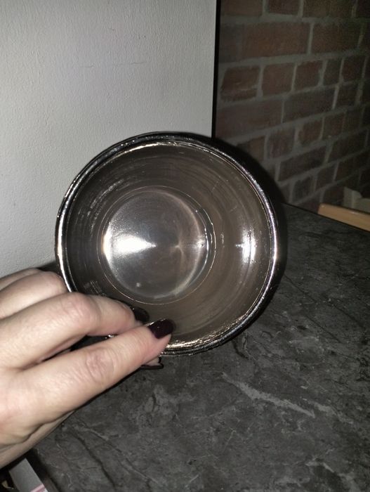 Doniczkę nową sprzedam