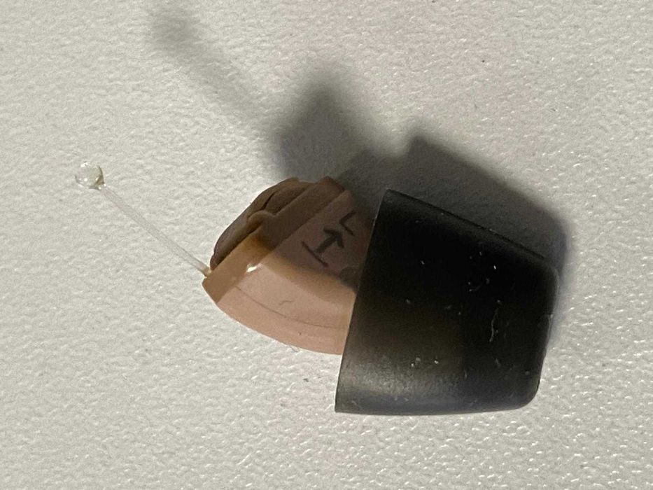 Aparat słuchowy: REXTON INOX CIC 10 E1 (1szt) - Lewy