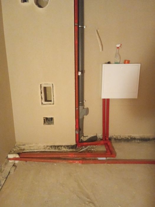 Hydraulik Instalator urządzeń sanitarnych.