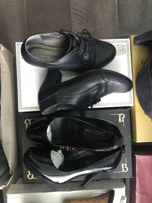 ЦУКЕРКИ на набір ~36р (одним лотом) ECCO, кожа, замш та ін.