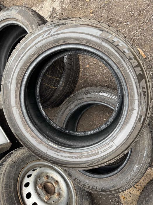 Шини BRIDGESTONE 225/55 R17, Blizzak LM-32, зимова резина