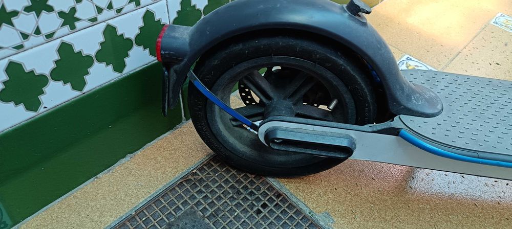 Trotinte eléctricos para pecas