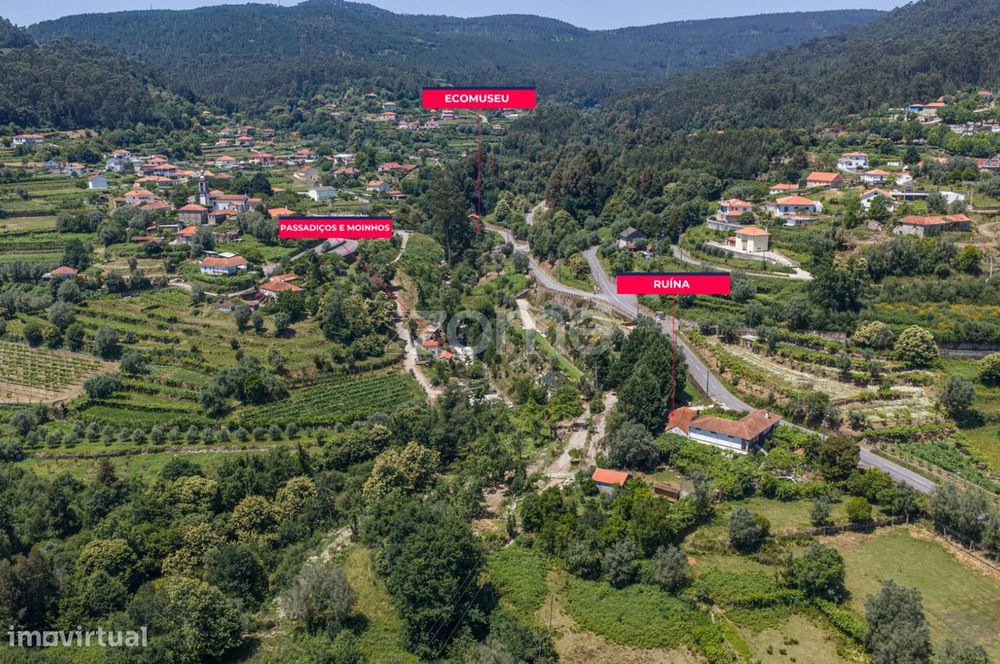 Ruína para Reabilitação junto às Cascatas da Labruja | Ponte de Lim...