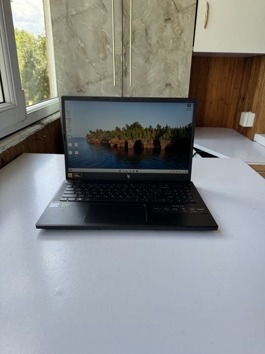 Ноутбук Acer Nitro V15  15.6" Ryzen 5-7535HS / RTX 3050 6gb / 16GB ОЗУ / 512gb SSD