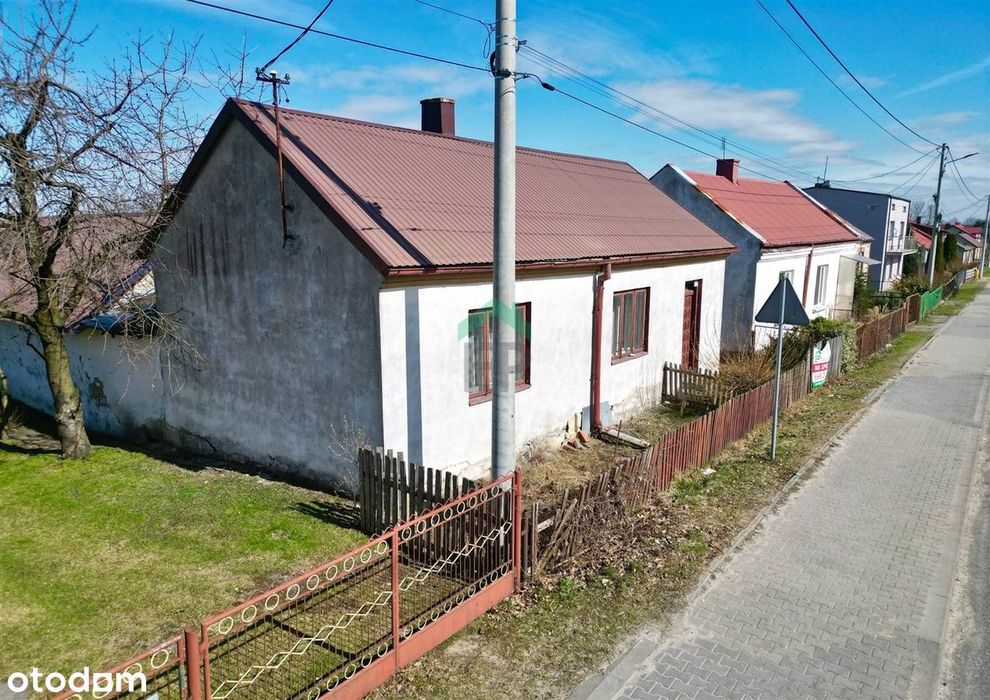 Dom z dużą działką o powierzchni ponad 27 000 m2