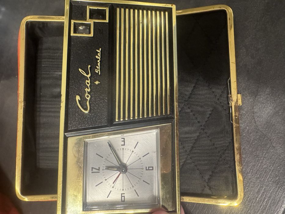 Radio z budzikiem Coral  Starlet model  CTR 622