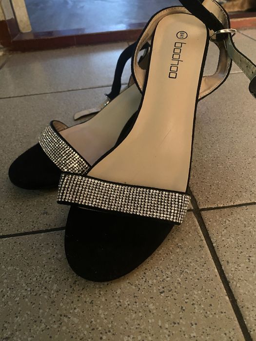 Босоніжки нові 40р