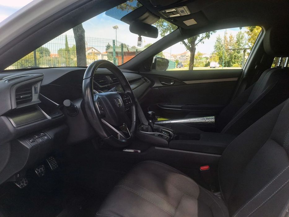 Honda Civic 1.0 i-VTEC Elegance Navi