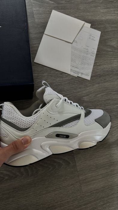 Dior B22 brancos