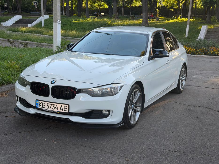 Продам BMW F30 Официальный авто