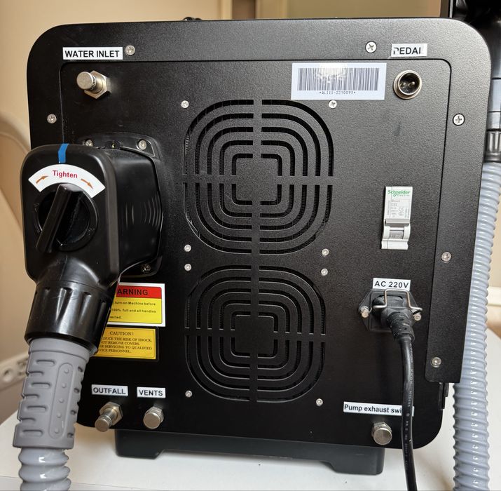 Laser Q-switch - usuwanie tatuazu - peeling weglowy