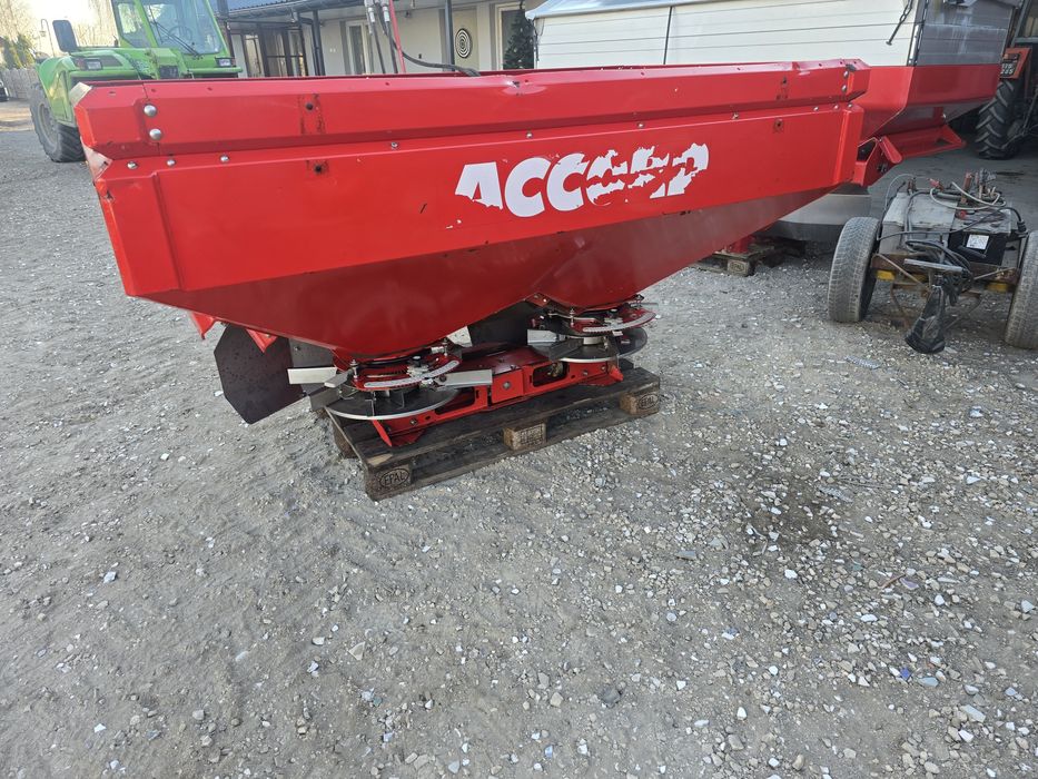 Rozsiewacz Kverneland Accord Exacta CL  2012r