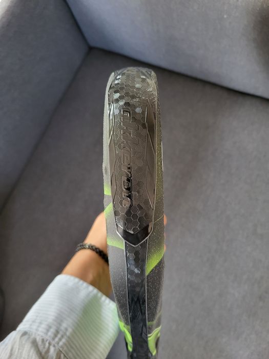 Raquete de Padel Akkeron Black Armageddon A25 – COMO NOVA