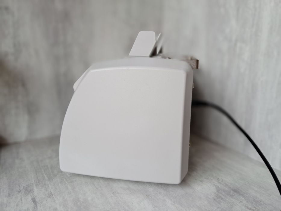 Laurel J-700 Лічильник банкнот. Машинка для счёта денег. Счётчик денег