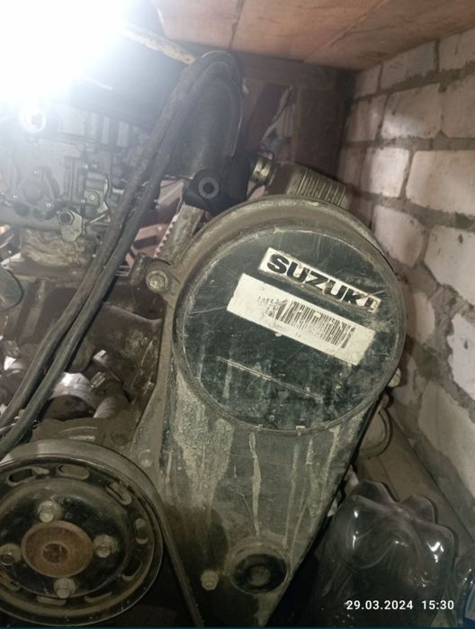 Мотор Suzuki бензиновий 1.3
