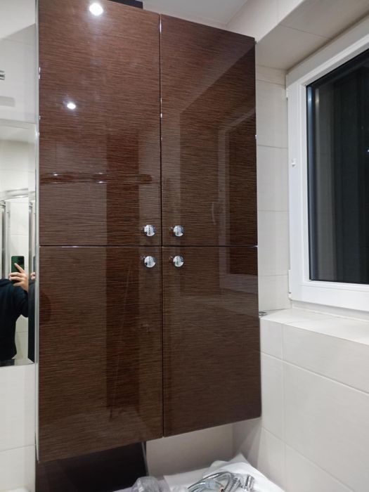 Sprzedam szafki wraz z umywalką