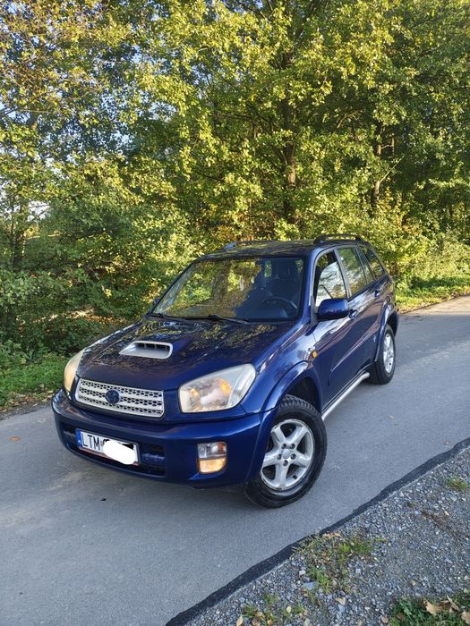 Toyota Rav-4 2002r 2.0D4d 4x4**Ładny Stan**Alu 16"**Hak**Zarejestrowana