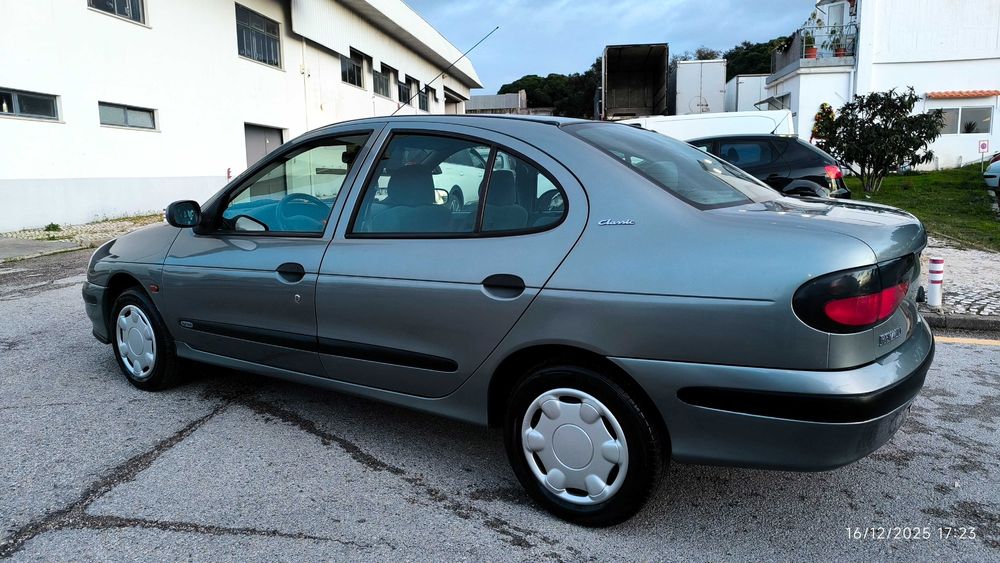 Renault Megane 1.4 Classic 1998 muito bom estado