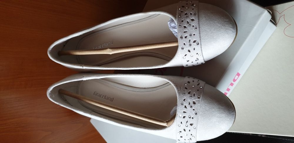 Półbuty na koturnie szare Graceland