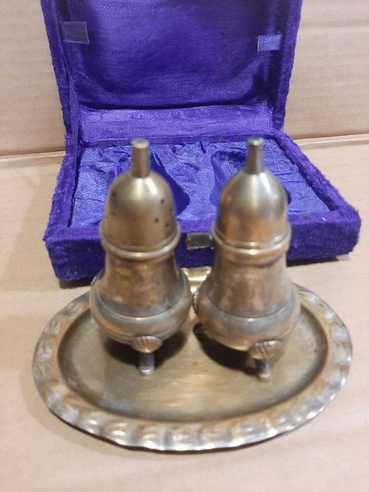 Столовый набор для специй