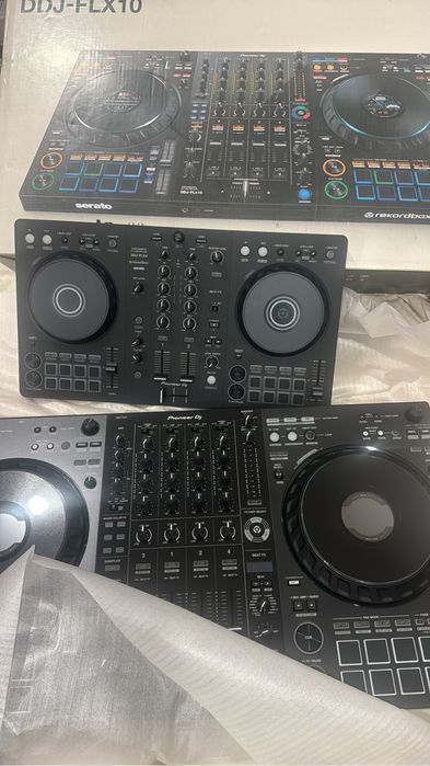 Pioneer DJ DDJ-FLX10 Controlador de DJ Pro de 4 Canais