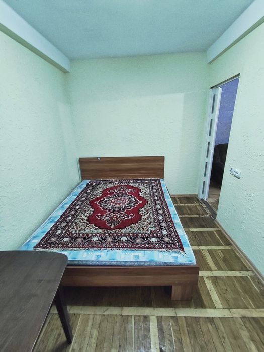 Продам 2х кімнатну квартиру в центрі міста "Амстор ,Україна"