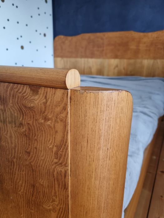 Zabytkowe łóżko po renowacji, lata 20-30, 160x200