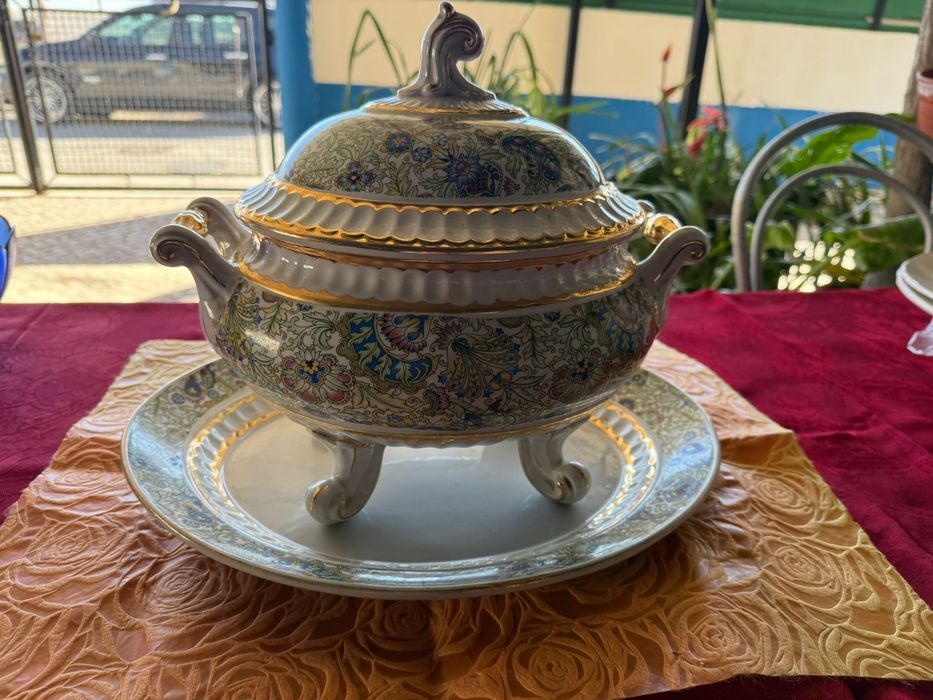 Terrina grande porcelana muito antiga!