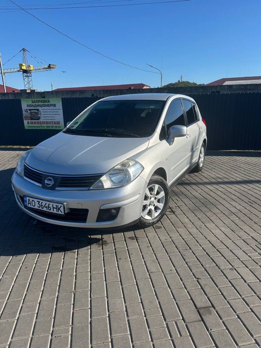 Nissan Tiida 1.6 MT 2007