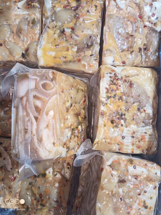 Ушки заливные,сальтисон с чесноком.