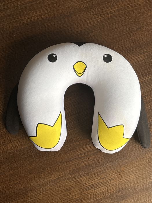 Zagłówek, rogal podróżny, poduszka do samolotu - Pingwinek