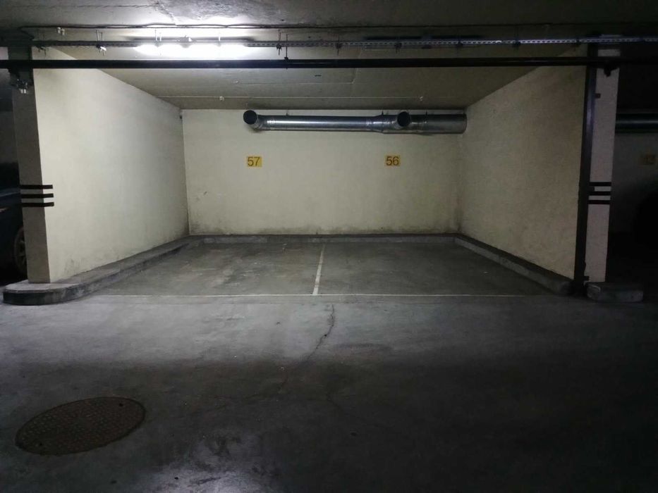 Паркінг Печерськ підземний теплий Старонаводницька 3,2х6 м оренда 19m2