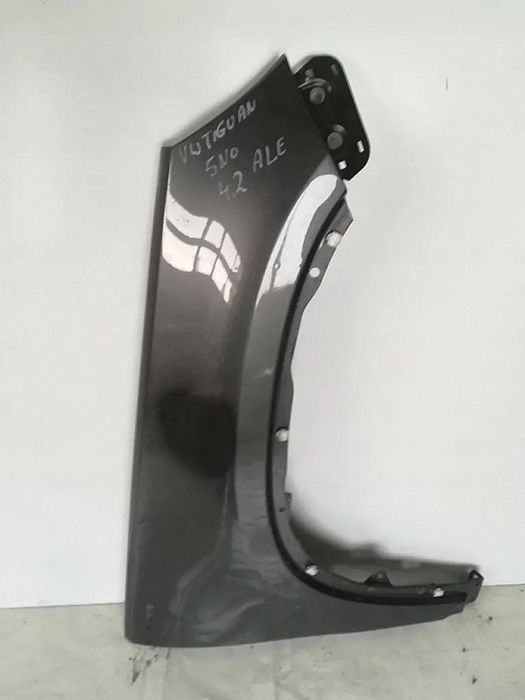 Błotnik prawy przedni Vw Tiguan 5n0