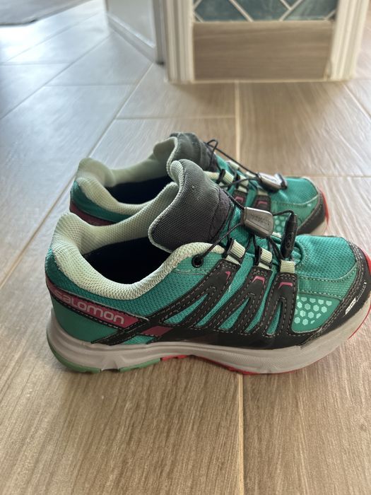 Ténis salomon menina