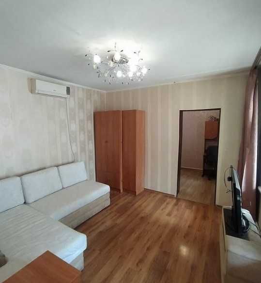 2 комн -35метров. Центр. АГВ. Ремонт. Мебель. 2 эт. ул.Б.Хмельницкого