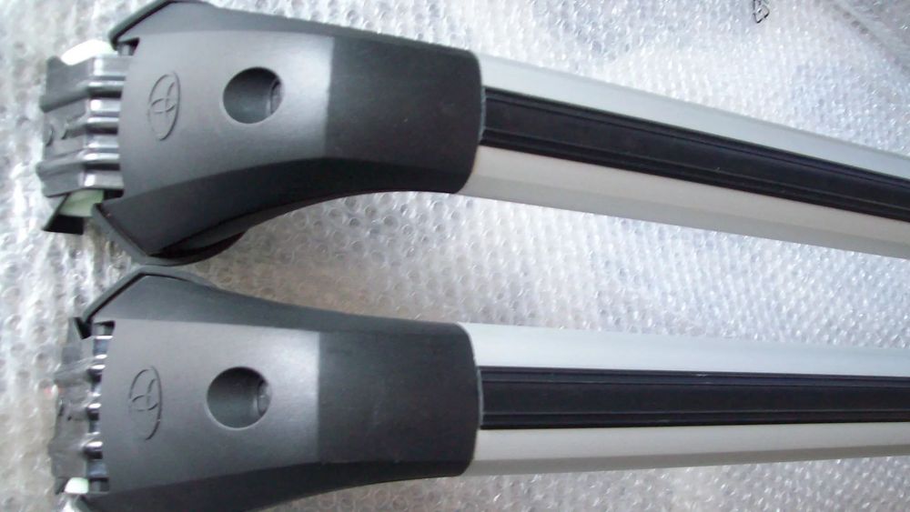 Nowy aluminiowy bagażnik dachowy Toyota Avensis
