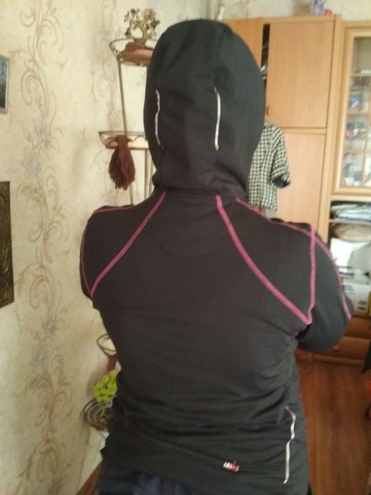 Толстовки девочкам-подросткам!р.М