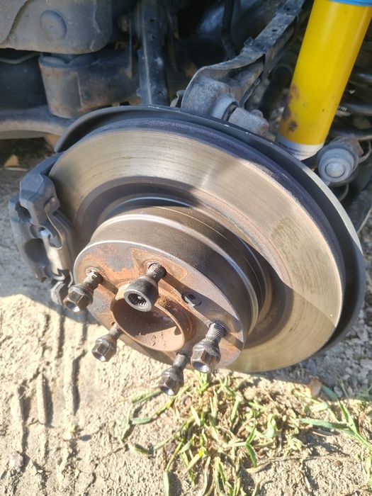 Tylnie tarcze hamulcowe tył + klocki BMW E90 E91