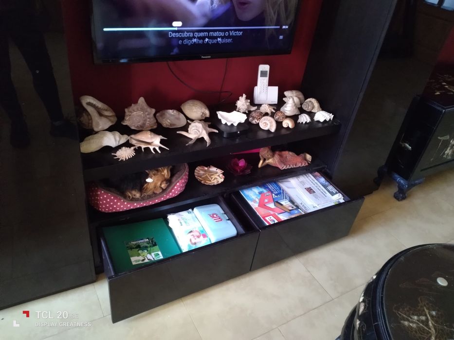 Móvel moderno preto