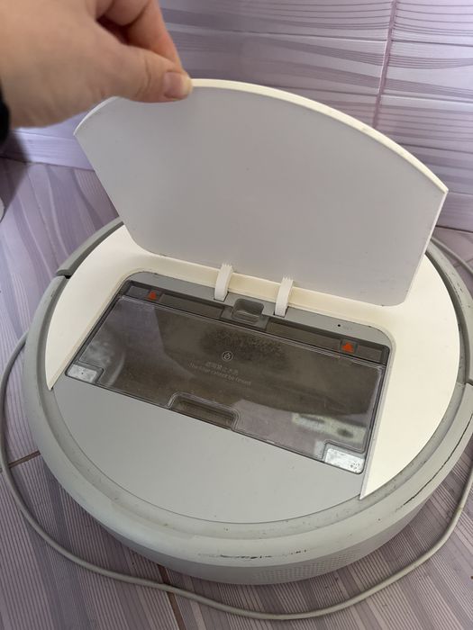 Робот пилосос xiaowa