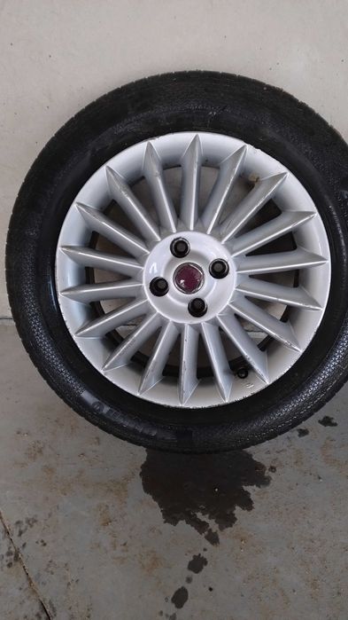 Felgi aluminiowe fiat oryginał 16 cali et 45 Opony
